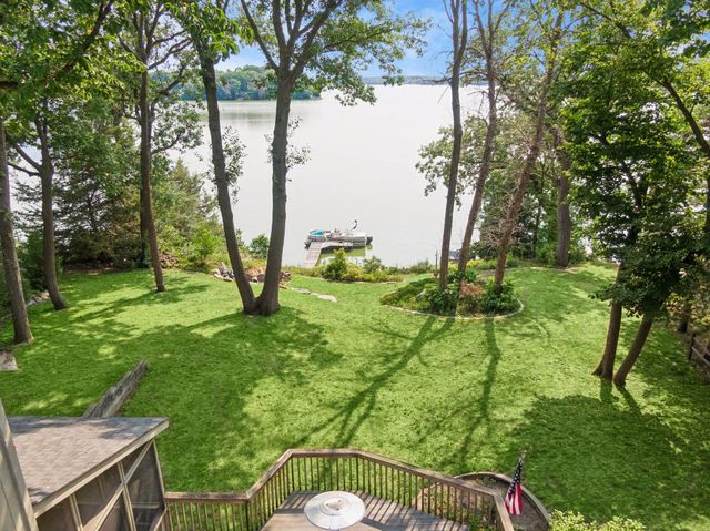 24150 E Cedar Lake Drive, New Prague, MN 56071