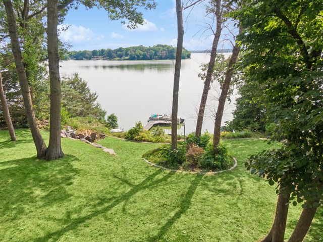 24150 E Cedar Lake Drive, New Prague, MN 56071