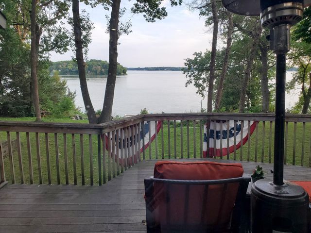 24150 E Cedar Lake Drive, New Prague, MN 56071