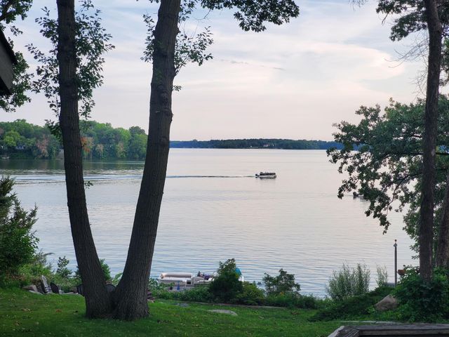 24150 E Cedar Lake Drive, New Prague, MN 56071