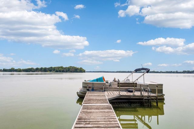 24150 E Cedar Lake Drive, New Prague, MN 56071