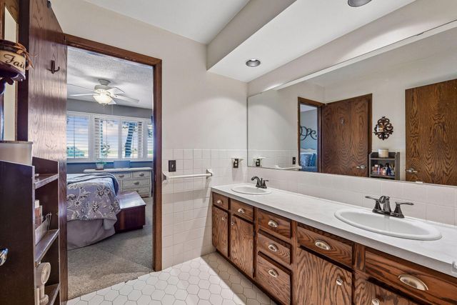24150 E Cedar Lake Drive, New Prague, MN 56071