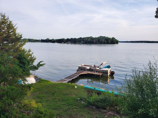 24150 E Cedar Lake Drive, New Prague, MN 56071