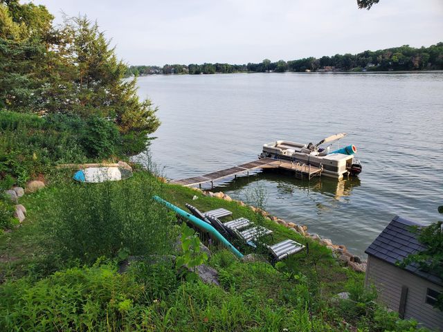 24150 E Cedar Lake Drive, New Prague, MN 56071