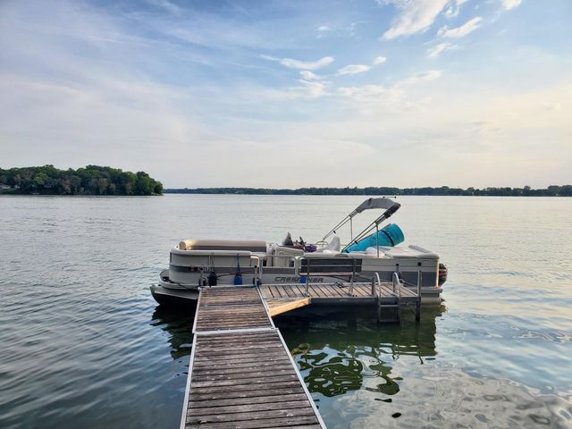 24150 E Cedar Lake Drive, New Prague, MN 56071