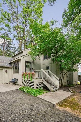 24150 E Cedar Lake Drive, New Prague, MN 56071