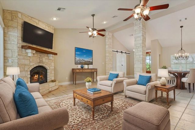 2105 Red Rock DR, Belton, TX 76513