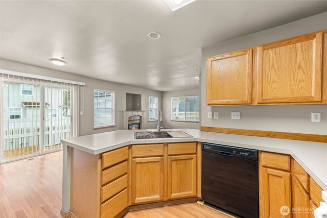 1441 Rooklidge St, Dupont, WA 98327