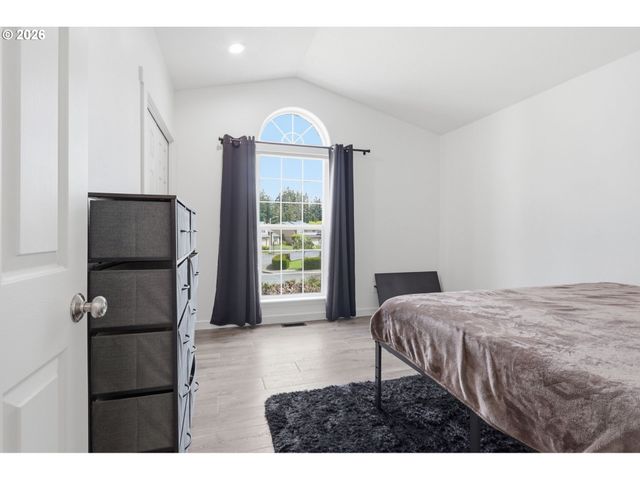 5535 Nw JACKSON St, Camas, WA 98607