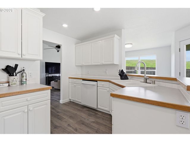 5535 Nw JACKSON St, Camas, WA 98607