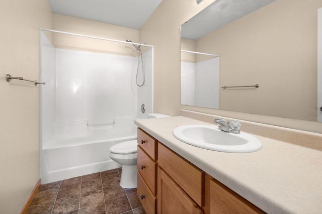 6826 24th Street N, Saint Cloud, MN 56303