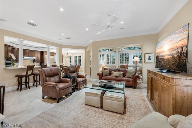 645 Via Mezner 804, Naples, FL 34108