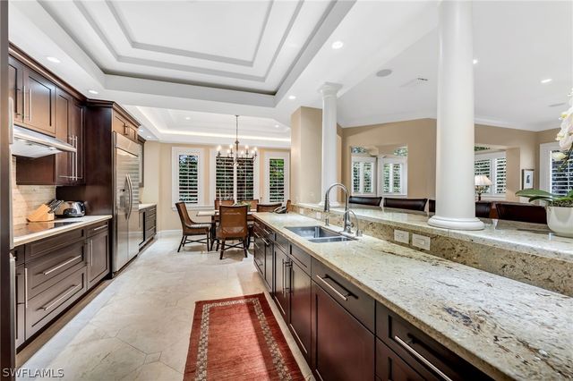 645 Via Mezner 804, Naples, FL 34108