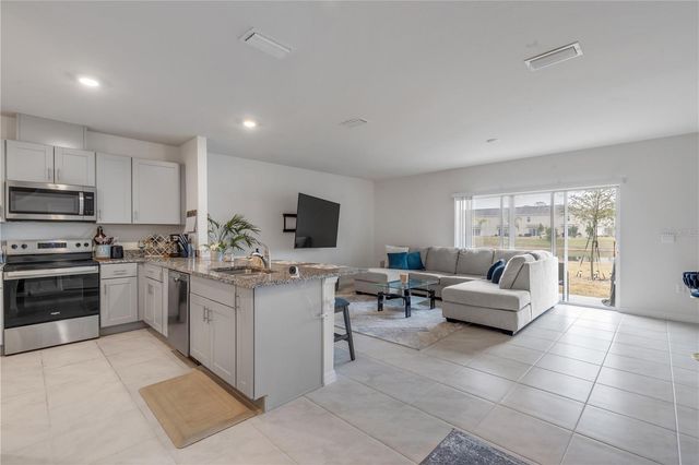 2724 SILVER CANOE DRIVE, Edgewater, FL 32141