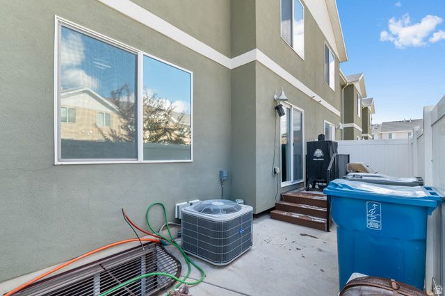 489 S DAY DREAM LN, Saratoga Springs, UT 84045
