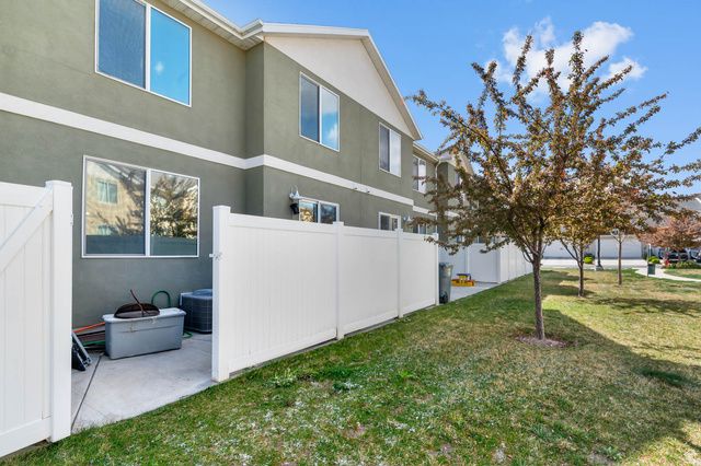 489 S DAY DREAM LN, Saratoga Springs, UT 84045