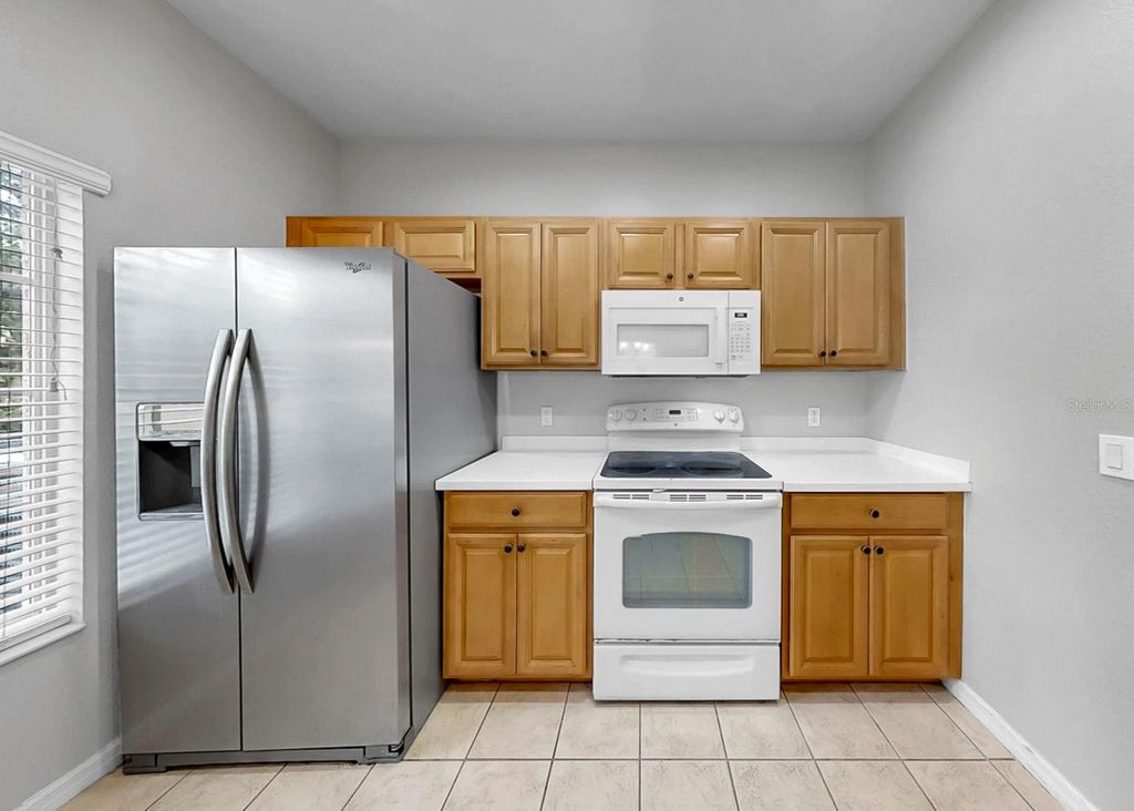 Image 12 of property listing at 208 CAPE HARBOUR LOOP 102, Bradenton, FL 34212