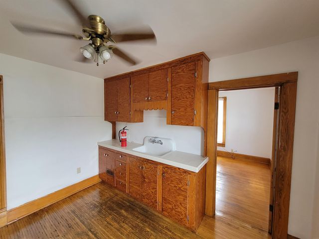 2121 Walnut Street, Cedar Falls, IA 50613