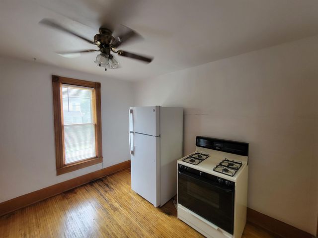 2121 Walnut Street, Cedar Falls, IA 50613