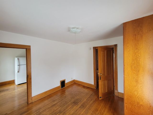 2121 Walnut Street, Cedar Falls, IA 50613