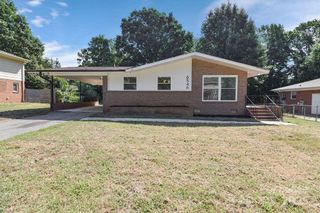 6546 Heatherbrook Avenue, Charlotte, NC 28213