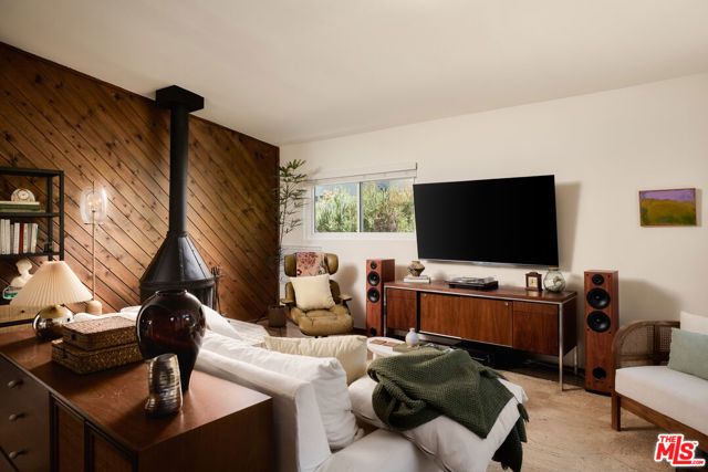 2649 Saxon Drive, Los Angeles, CA 90065