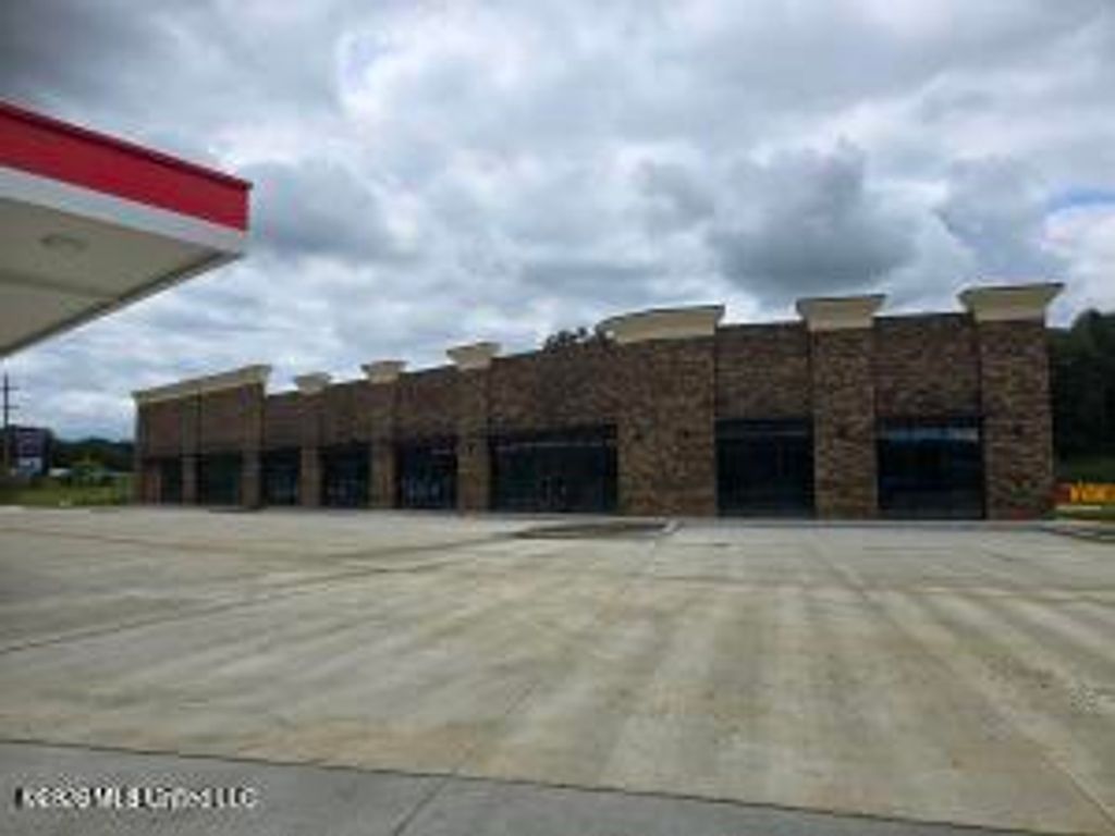 8961 Church Road, Bay 1, Olive Branch, MS 38654 — exterior