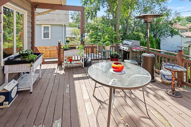 150 S Pick Avenue, Elmhurst, IL 60126