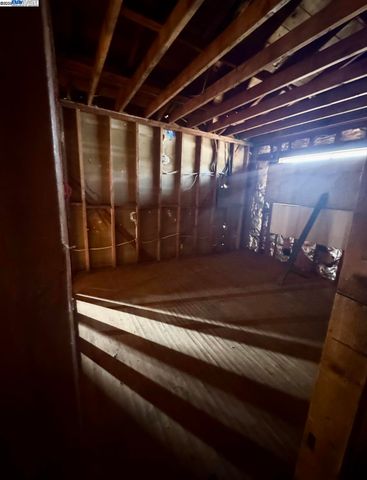 2147 Murphy Dr, San Pablo, CA 94806