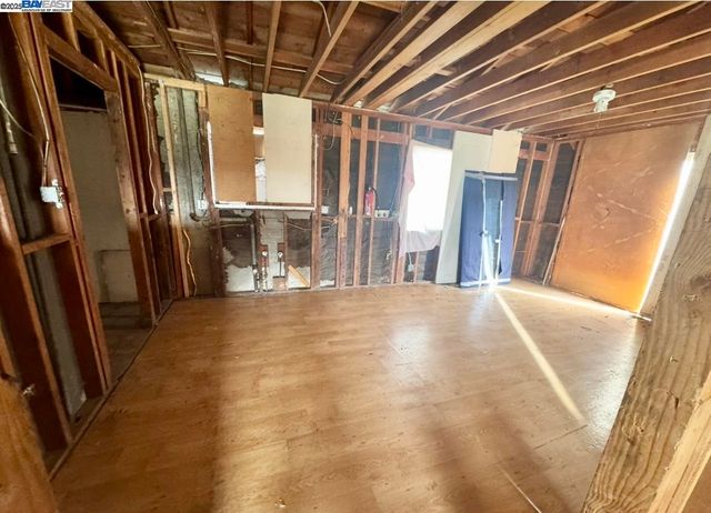 2147 Murphy Dr, San Pablo, CA 94806