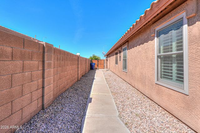 1813 E WILDHORSE Place, Chandler, AZ 85286