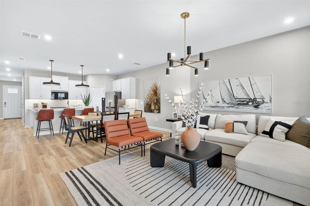 Image 13 of property listing at 8811 GINKO RUN, Parrish, FL 34219