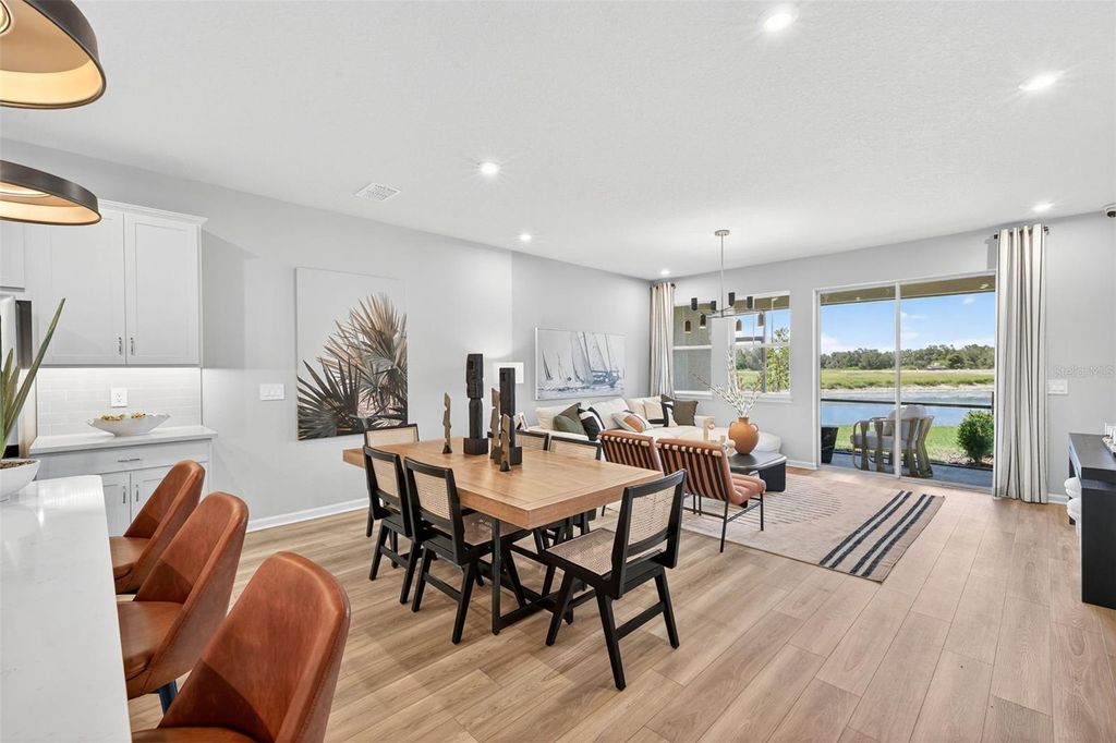 Image 14 of property listing at 8811 GINKO RUN, Parrish, FL 34219