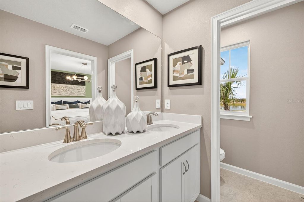 Image 24 of property listing at 8811 GINKO RUN, Parrish, FL 34219