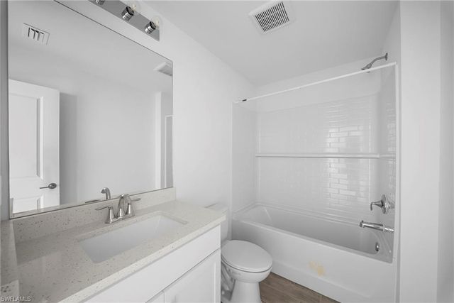 2815 24th ST W, Lehigh Acres, FL 33971