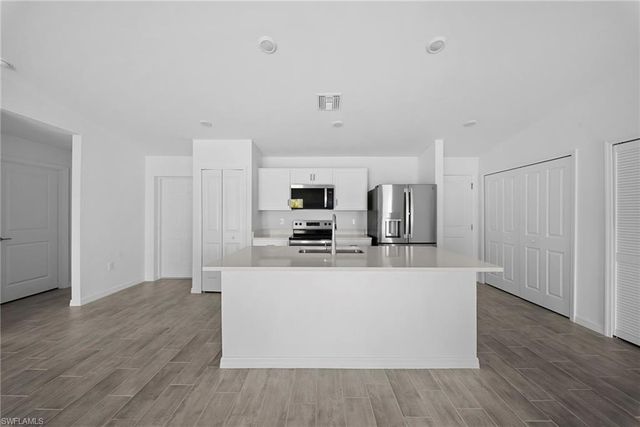 2815 24th ST W, Lehigh Acres, FL 33971