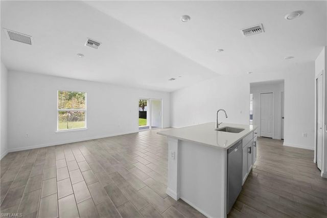 2815 24th ST W, Lehigh Acres, FL 33971