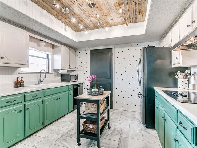 2616 Fairfield Drive, Edmond, OK 73012