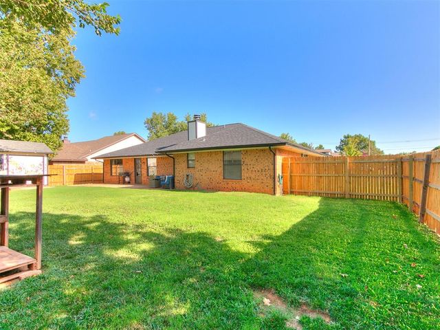 2616 Fairfield Drive, Edmond, OK 73012