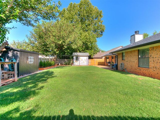 2616 Fairfield Drive, Edmond, OK 73012