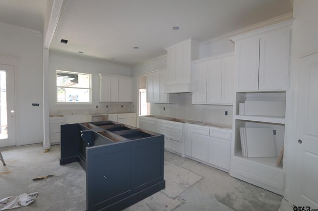15207 Coop Lane, Tyler, TX 75703