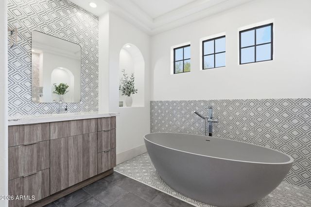 9832 E EDGESTONE Drive, Scottsdale, AZ 85255