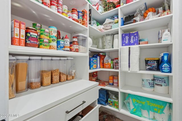 9832 E EDGESTONE Drive, Scottsdale, AZ 85255