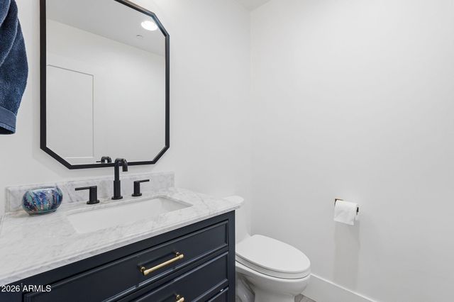 9832 E EDGESTONE Drive, Scottsdale, AZ 85255