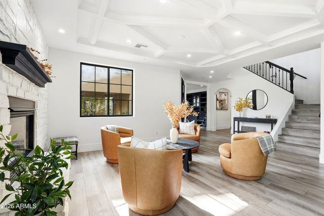 9832 E EDGESTONE Drive, Scottsdale, AZ 85255