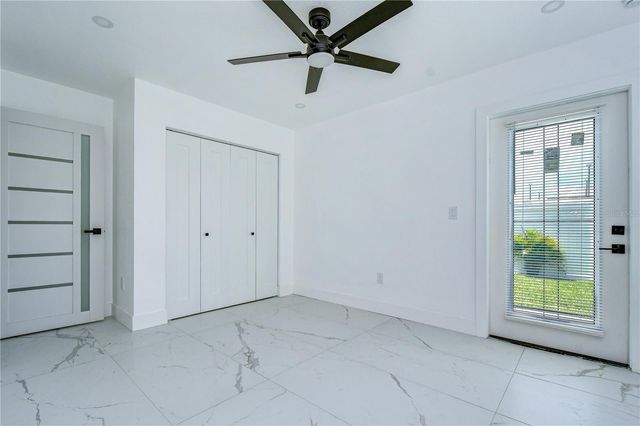 222 8TH AVENUE DRIVE W, Bradenton, FL 34205