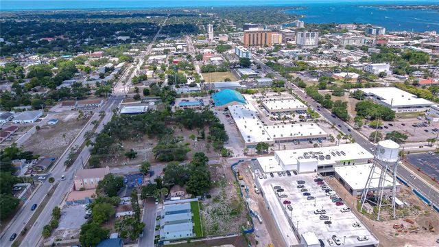 222 8TH AVENUE DRIVE W, Bradenton, FL 34205