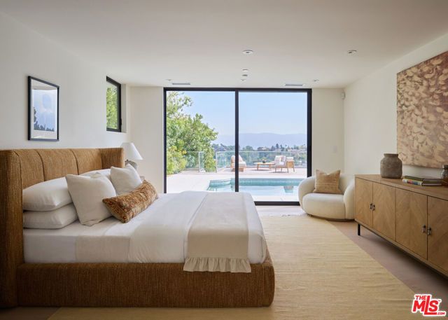 11411 Dona Teresa Drive, Los Angeles, CA 91604