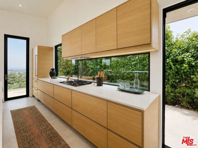 11411 Dona Teresa Drive, Los Angeles, CA 91604