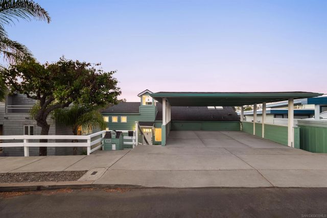 1084 Johnson Ave, San Diego, CA 92103